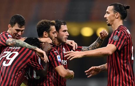 میلان ترمز آتالانتا را به نفع یووه کشید