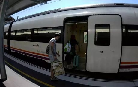 حمل و نقل عمومی در اسپانیا رایگان می‌شود