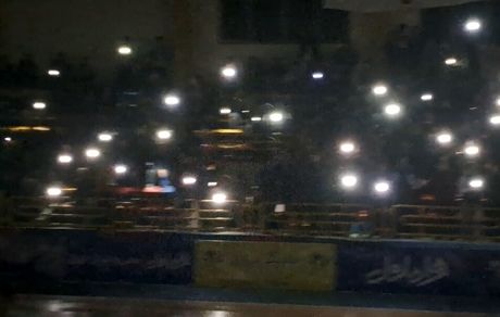 قطعی برق به مسابقات لیگ برتر والیبال رسید