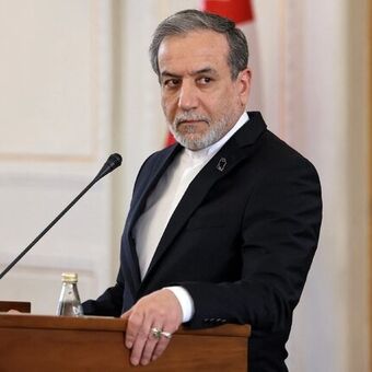 عراقچی خطاب به همتای فرانسوی: اشک تمساح بس است آقای بارو
