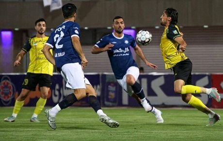 تساوی سپاهان و گل‌گهر، تراکتور را صدرنشین نگه داشت