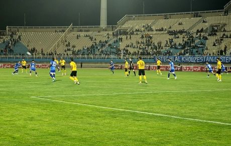 سپاهان با بردی اقتصادی به صدر جدول لیگ برتر بازگشت