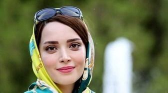 گریم متفاوت بهنوش طباطبایی در نمایش «روزهای رادیو»/  عکس