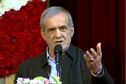 رئیس جمهور: توسعه و رشد یک منطق علمی دارد و نباید با چشم بسته عمل کرد