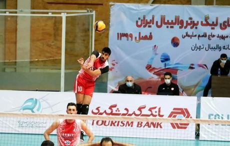 برد شهرداری ارومیه در روز ناکامی دوباره آذرباتری