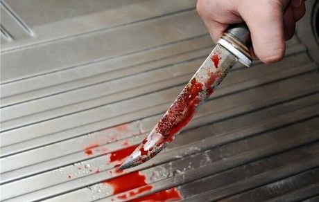 قتل مادرشوهر با ۷۰ ضربه چاقو!