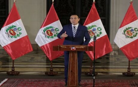 رئیس جمهور پرو برکنار شد