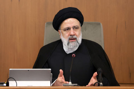 بازدید رئیس جمهور از مجتمع پتروشیمی نگین مکران