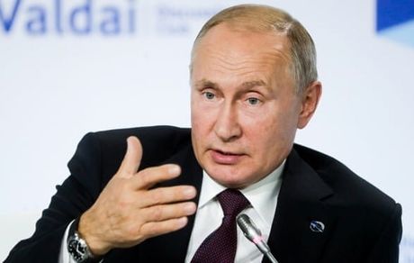 پوتین: همه باید به منافع ایران احترام بگذارند/ امارات و عربستان با تهران مذاکره کنند