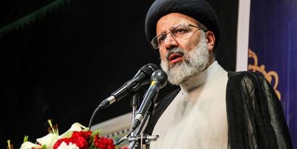 حجت‌الاسلام رییسی بطور رسمی ثبت‌نام کرد / رئیسی به تلگرام هم برگشت