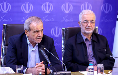 رئیس جمهور: استمرار وضعیت فعلی در مدیریت بنادر کشور پذیرفتنی نیست