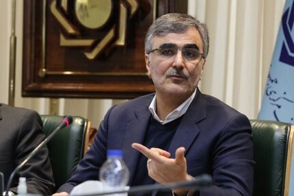 دلار و ارز، رئیس بانک مرکزی را به تلویزیون کشاند