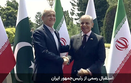 استقبال رسمی نخست وزیر پاکستان از رئیس جمهور کشورمان