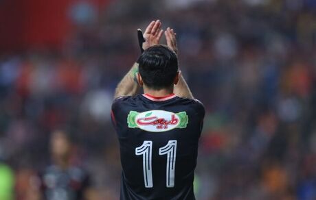 هافبک ارومیه‌ای پرسپولیس توافقی جدا شد