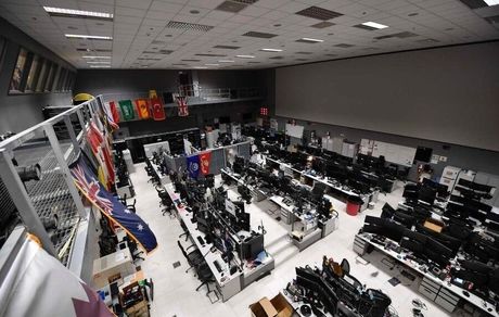 آمریکا در تصمیمی غیرمنتظرانه پس از ۱۳ سال پایگاه العدید قطر را ترک کرد