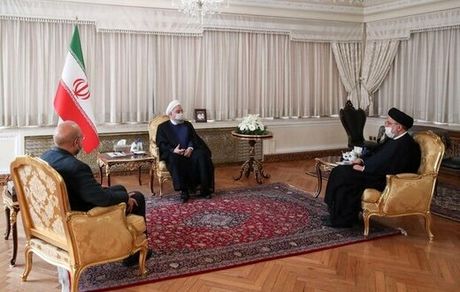 عکس|  میزبانی روحانی از قالیباف و رئیسی زیر سایه کرونا