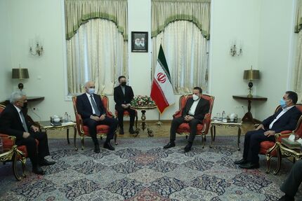ایران و جمهوری آذربایجان، روابط مستحکمی دارند / تاکید بر تسریع در عملیاتی شدن پروژه‌های مشترک دو طرف