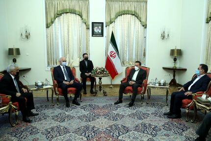 ایران و جمهوری آذربایجان، روابط مستحکمی دارند / تاکید بر تسریع در عملیاتی شدن پروژه‌های مشترک دو طرف