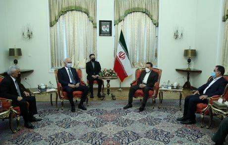 ایران و جمهوری آذربایجان، روابط مستحکمی دارند / تاکید بر تسریع در عملیاتی شدن پروژه‌های مشترک دو طرف