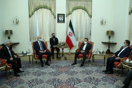 ایران و جمهوری آذربایجان، روابط مستحکمی دارند / تاکید بر تسریع در عملیاتی شدن پروژه‌های مشترک دو طرف