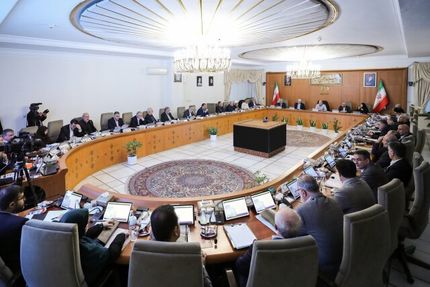 رئیس جمهور: نباید پست و مقام مبنای دریافت حقوق باشد