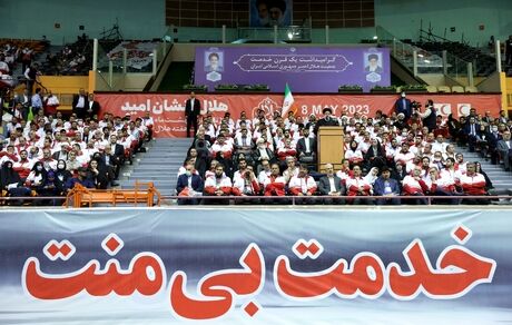 هلال احمر از جلوه‌های ارزشمند مشارکت مردمی و سرمایه اجتماعی است