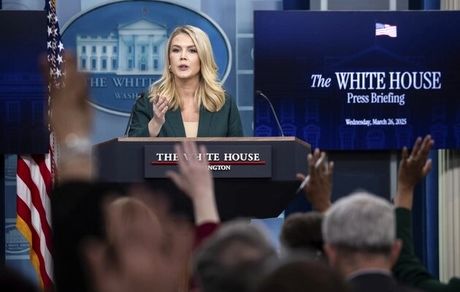 ترامپ از سرنگون شدن یک جنگنده با خبر شده است