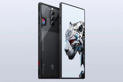 اولین موبایل با ۲۴ گیگابایت رم رونمایی شد