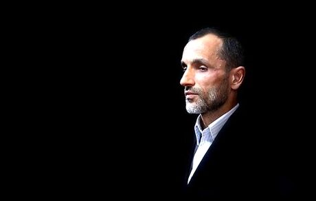 حمید بقایی تصادف کرد/ عکس ماشین له شده مشاور احمدی نژاد