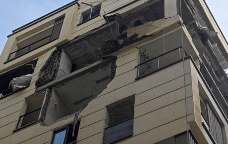 حمله به ساختمان هواشناسی استان بوشهر / رئیس اداره شهید شد