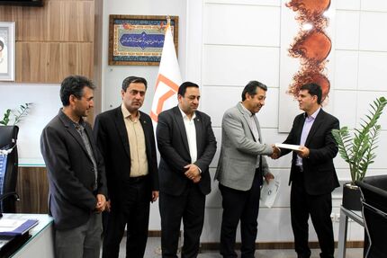 تقدیر بنیاد مسکن یزد از همکاری بانک مسکن در بهسازی و نوسازی واحدهای روستایی / نقش‌آفرینی بانک مسکن با نگاه اجتماعی