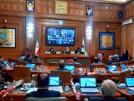 جنجال در شورای شهر تهران: خروج اعضا هنگام سخنرانی شهردار