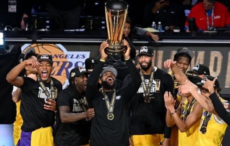 لوس آنجلس لیکرز قهرمان تورنمنت درون فصلی NBA شد
