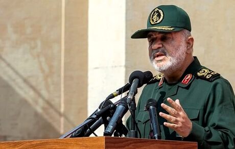  سرلشکر سلامی: بسیج با تمام قوت برای مقابله با کرونا وارد شود/ قرارگاه‌های مقابله با کرونا در همه استان‌ها تشکیل شود