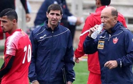 دستیار کالدرون هم پرسپولیس را محکوم کرد