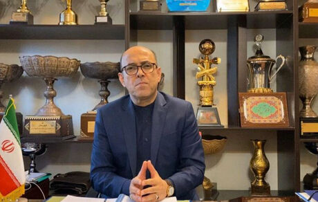 اعتراض سعادتمند به شرایط پرواز استقلال به اهواز
