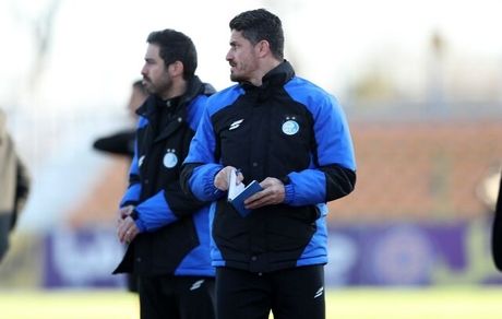 استقلال با ۳ غایب به رفسنجان رفت