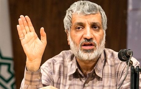 ابراهیم فیاض: آینده جامعه به سمت توتالیتریسم می‌رود