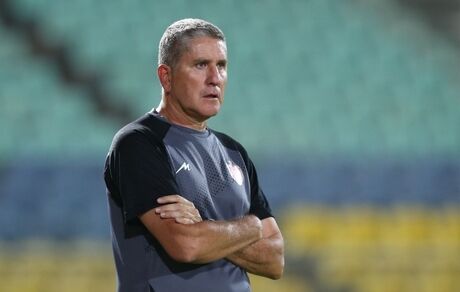 سرمربی پرسپولیس: انتظارات را برآورده نکردیم