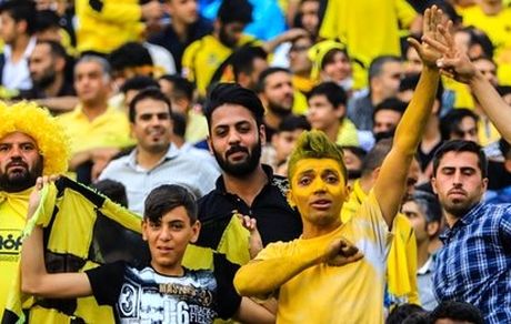 سپاهان با برد پیکان به یک‌چهارم رسید