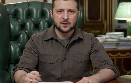 رئیس جمهور اوکراین: تحریم‌ها علیه روسیه کافی نیستند