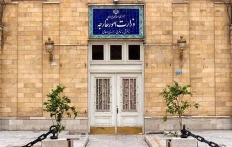 وزارت خارجه ایران: ۲ دیپلمات فرانسوی به‌عنوان عناصر نامطلوب شناخته شدند