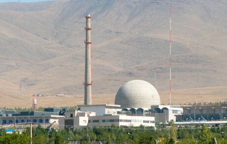 لندن: هیاتی از متخصصان انگلیسی برای مدرن‌سازی راکتور اراک وارد تهران شد
