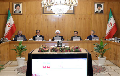 میزان عیدی سال ۱۳۹۸ کارکنان دولت تعیین شد