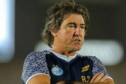 ساپینتو، سرمربی استقلال ماند