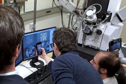 کوچکترین QR کد جهان ساخته شد