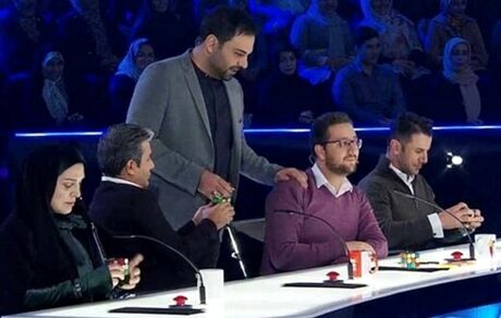 ۱۲ برگزیده آرای مردمی مسابقه «عصر جدید» معرفی شدند