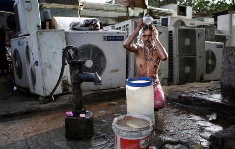 دولت اسپانیا، استفاده وسایل گرمایشی و سرمایشی در ادارات را محدود می‌کند