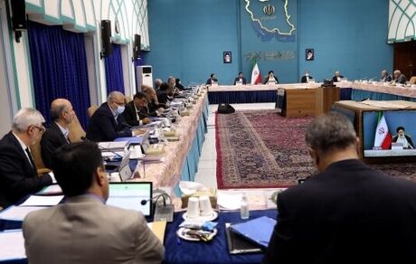 کمبود برخی اقلام دارویی سریعا رفع و با اهمال‌کاران برخورد شود