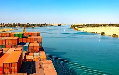 مصر عوارض عبور از کانال سوئز را گرانتر کرد